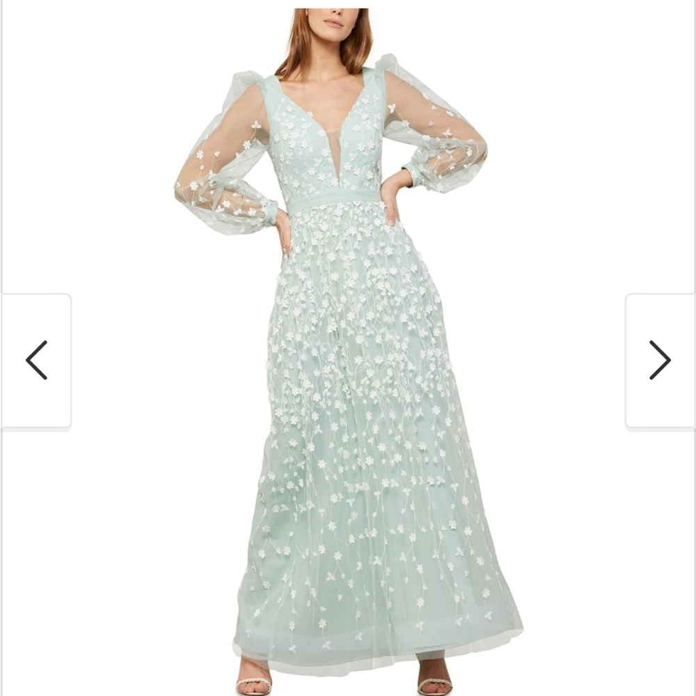Bcbgmaxazria long sleeve tulle gown. Beautiful dress, new with tags size 6